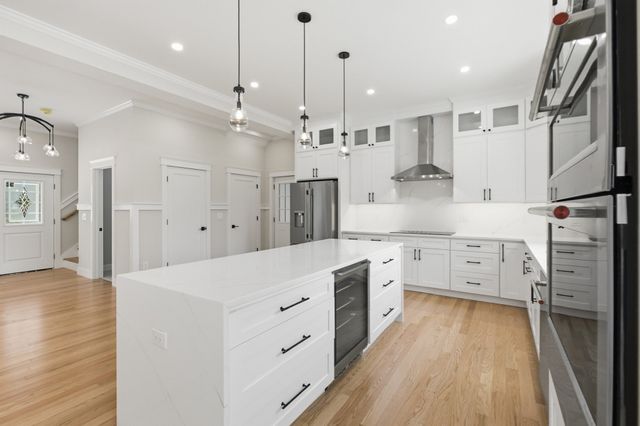 30 Mill St, Holliston, MA 01746