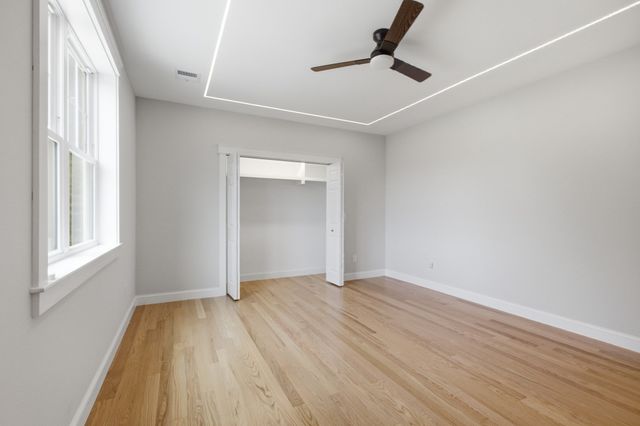 30 Mill St, Holliston, MA 01746
