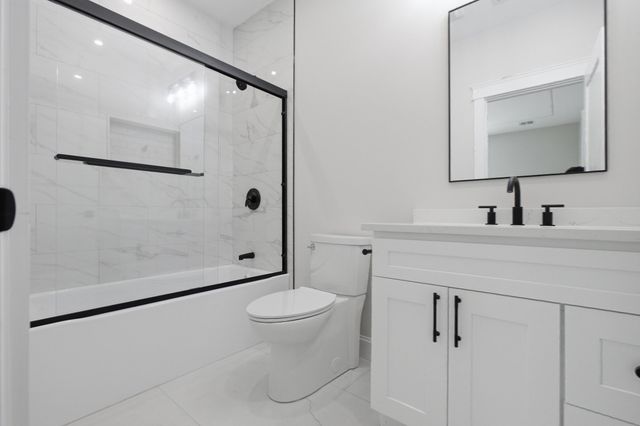 30 Mill St, Holliston, MA 01746