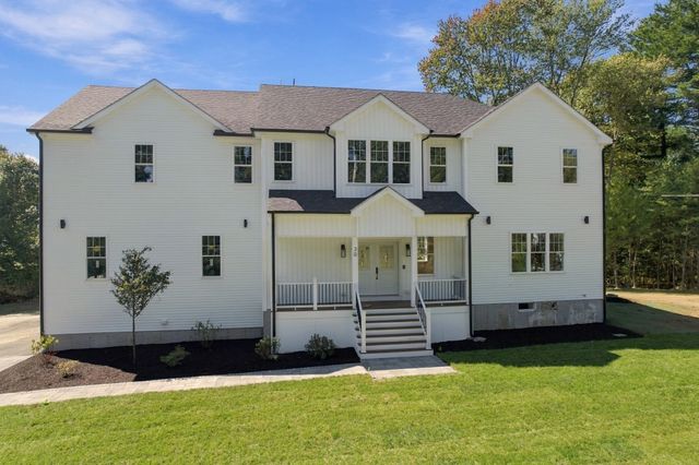 30 Mill St, Holliston, MA 01746