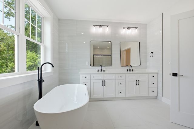 30 Mill St, Holliston, MA 01746