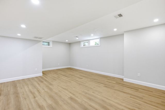 30 Mill St, Holliston, MA 01746