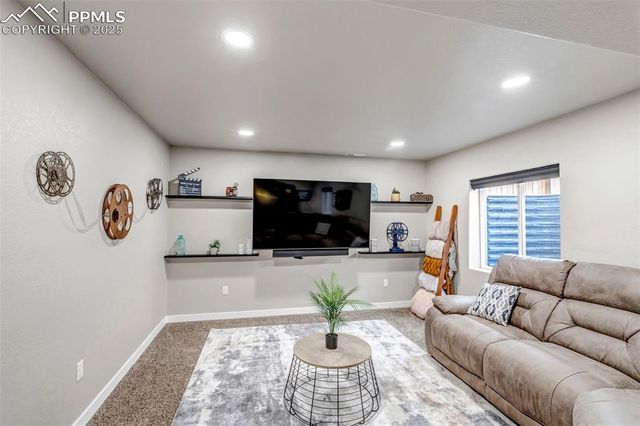 7222 Peachleaf Drive, Colorado Springs, CO 80925