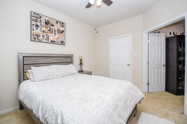 15726 Acorn Clearing Path, Houston, TX 77044