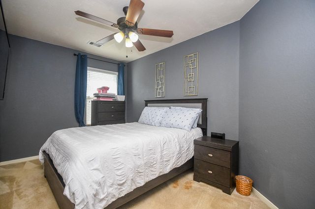 15726 Acorn Clearing Path, Houston, TX 77044