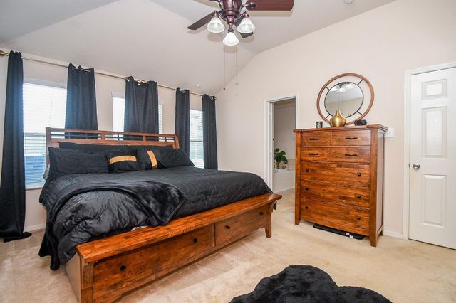 15726 Acorn Clearing Path, Houston, TX 77044