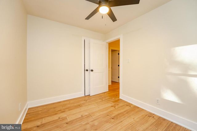 16 VIRGINIA AVE, Cape May Court House, NJ 08210