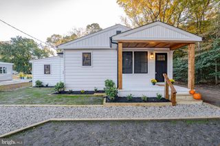 16 VIRGINIA AVE, Cape May Court House, NJ 08210