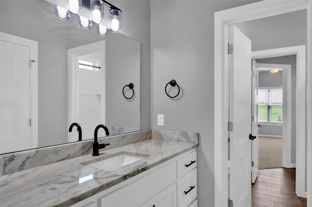 2704 Woodlawn Court, Shawnee, OK 74804