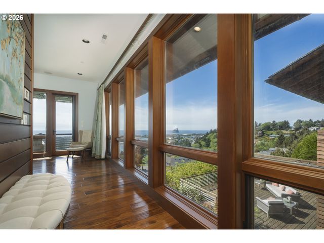 7850 BROOTEN MOUNTAIN Loop, Pacific City, OR 97135