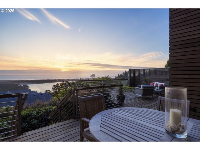 7850 BROOTEN MOUNTAIN Loop, Pacific City, OR 97135