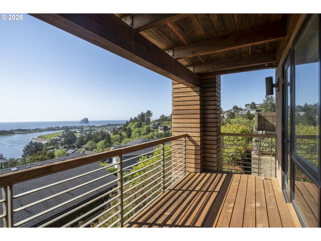 7850 BROOTEN MOUNTAIN Loop, Pacific City, OR 97135