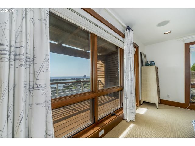 7850 BROOTEN MOUNTAIN Loop, Pacific City, OR 97135