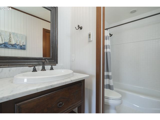 7850 BROOTEN MOUNTAIN Loop, Pacific City, OR 97135