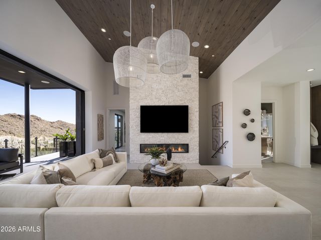 14172 E HARMONY Lane, Fountain Hills, AZ 85268