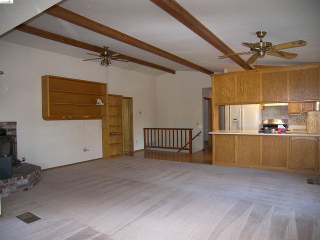 21076 Hillcroft Dr., Groveland, CA 95321