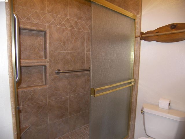 21076 Hillcroft Dr., Groveland, CA 95321