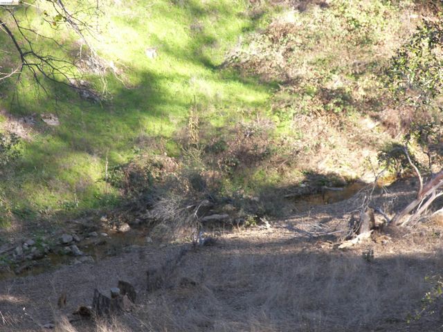 21076 Hillcroft Dr., Groveland, CA 95321