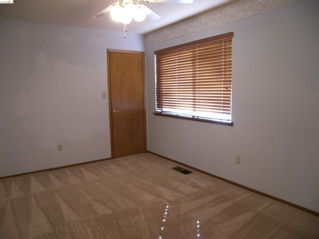 21076 Hillcroft Dr., Groveland, CA 95321