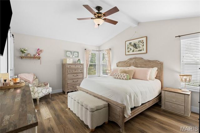 418 Fox Lair Drive, St Charles, MO 63303