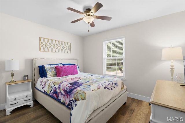 418 Fox Lair Drive, St Charles, MO 63303