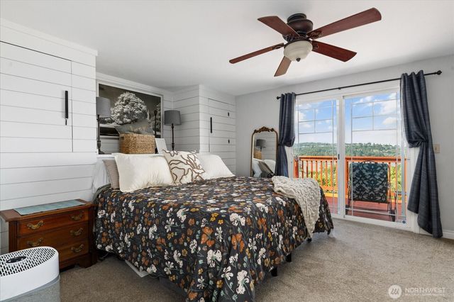 479 Elderberry Street, Oak Harbor, WA 98277