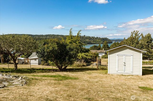 479 Elderberry Street, Oak Harbor, WA 98277