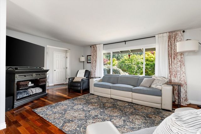 479 Elderberry Street, Oak Harbor, WA 98277