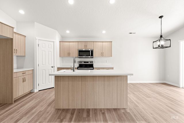 13736 Inman Ct, Caldwell, ID 83607