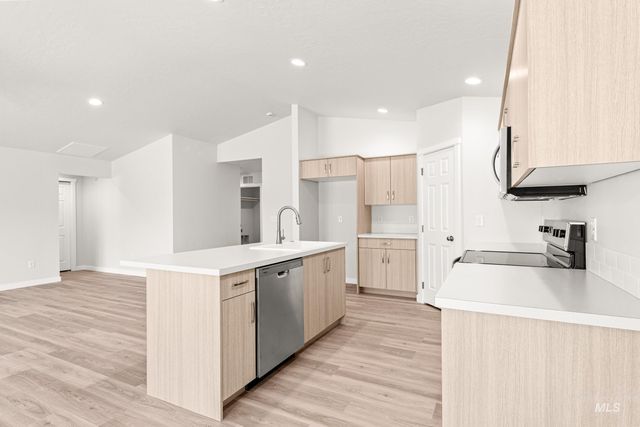 13736 Inman Ct, Caldwell, ID 83607