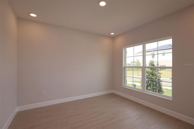 3270 WOLF LAKE AVENUE, Apopka, FL 32712