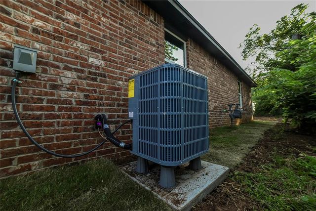 1417 Mallard Drive Drive, Del City, OK 73115