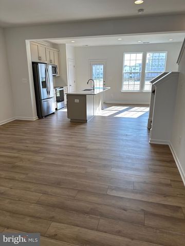 505 HILLSDALE PL, Martinsburg, WV 25403