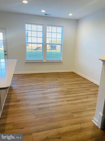 505 HILLSDALE PL, Martinsburg, WV 25403