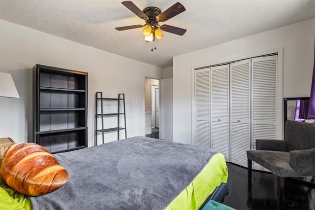 1590 Debbie SW Drive, Mableton, GA 30126