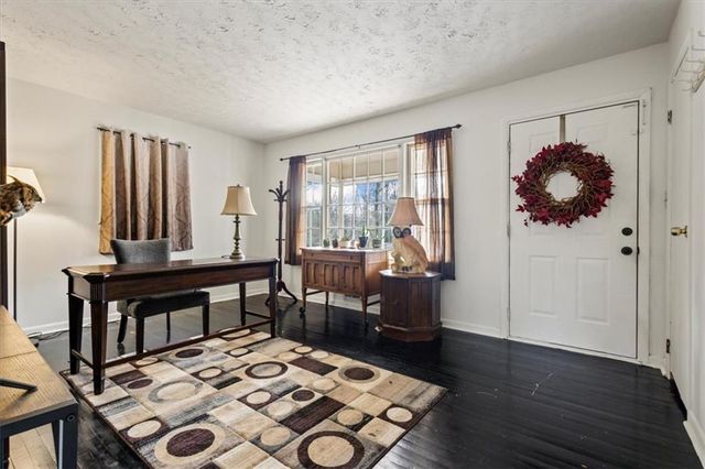 1590 Debbie SW Drive, Mableton, GA 30126