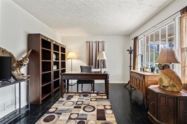 1590 Debbie SW Drive, Mableton, GA 30126