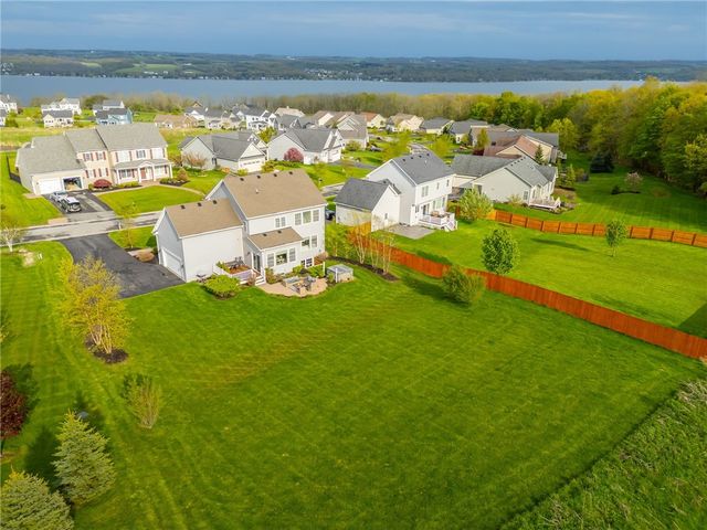 3916 Rileys Run, Canandaigua Town, NY 14424