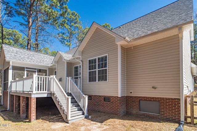 36 Riviera Lane, Sanford, NC 27332