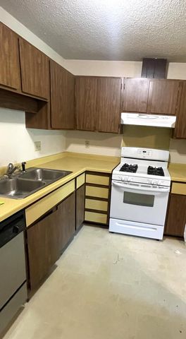 7500 Cahill Road 311C, Edina, MN 55439