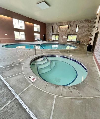 7500 Cahill Road 311C, Edina, MN 55439
