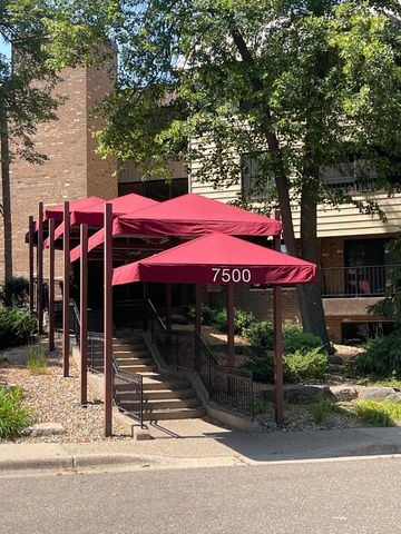 7500 Cahill Road 311C, Edina, MN 55439