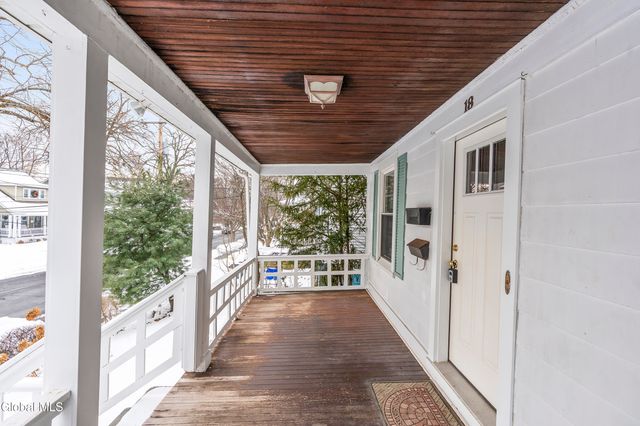 18 Fairlawn Avenue, Albany, NY 12203