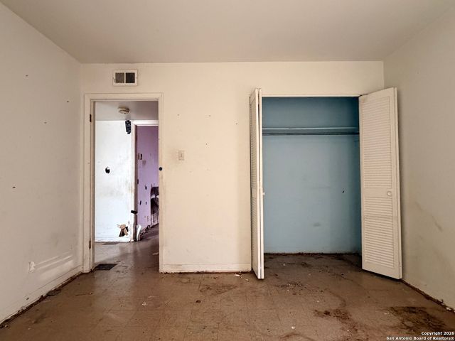 4827 Newcome, San Antonio, TX 78229