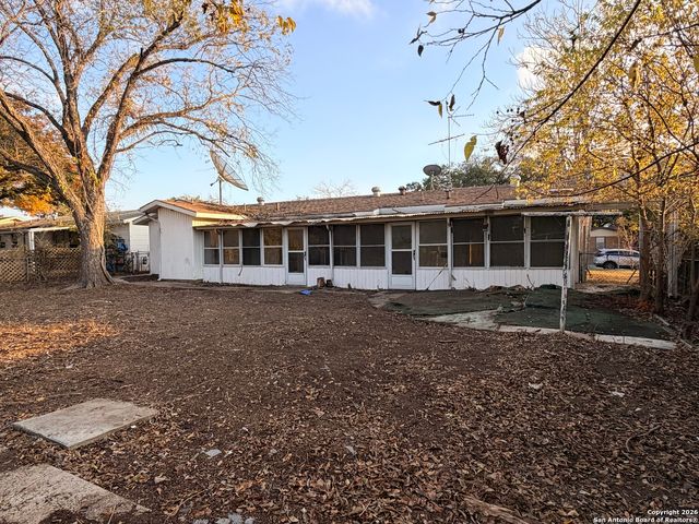 4827 Newcome, San Antonio, TX 78229