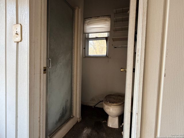 4827 Newcome, San Antonio, TX 78229