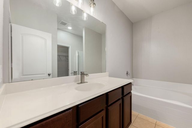 12050 Quartersawn Lane, Pinehurst, TX 77362