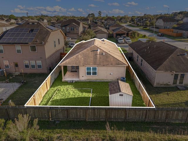 12050 Quartersawn Lane, Pinehurst, TX 77362