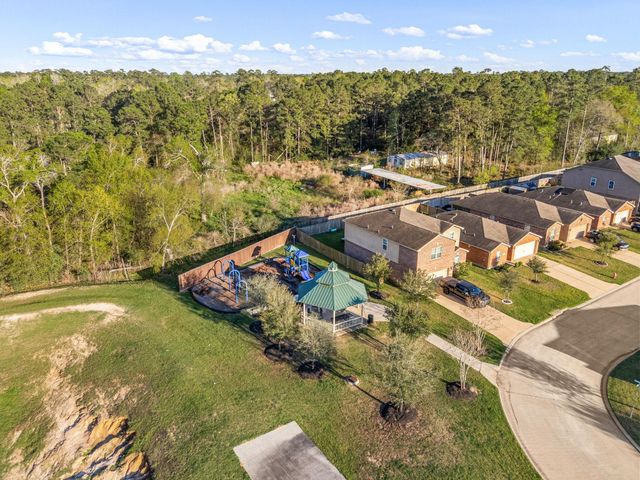 12050 Quartersawn Lane, Pinehurst, TX 77362