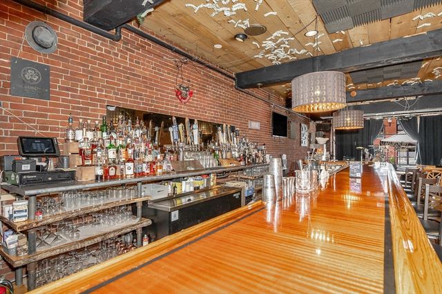 197 Market St, Lowell, MA 01852